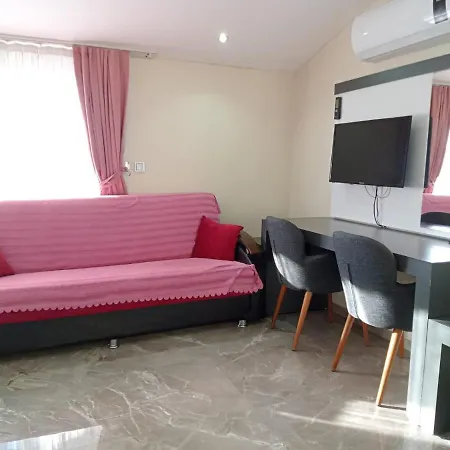 מלון Vural Termal Apart